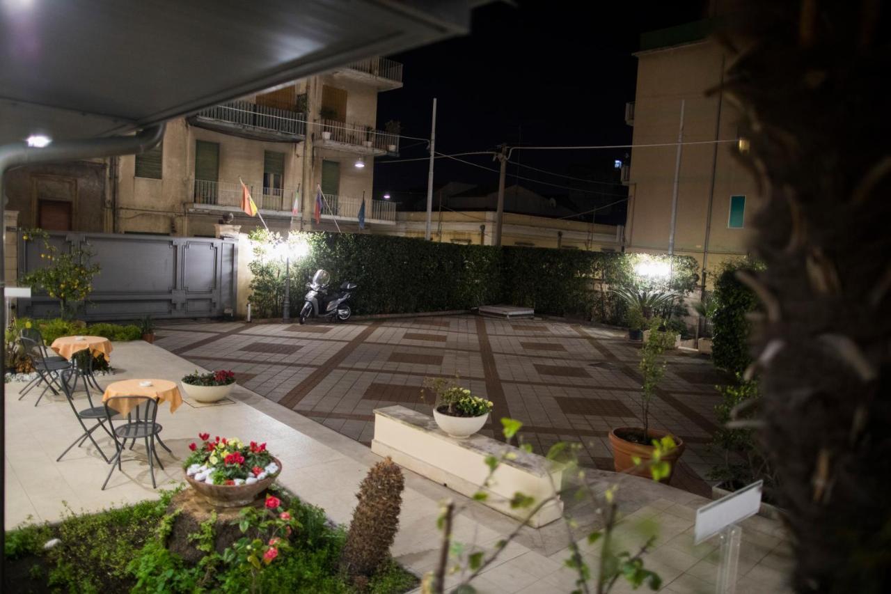 Cibele Hotel 4*